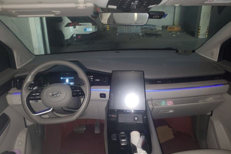 Used Hyundai Custo 2021 380TGDi Smart Love Flagship Edition TOP Premium Center Console