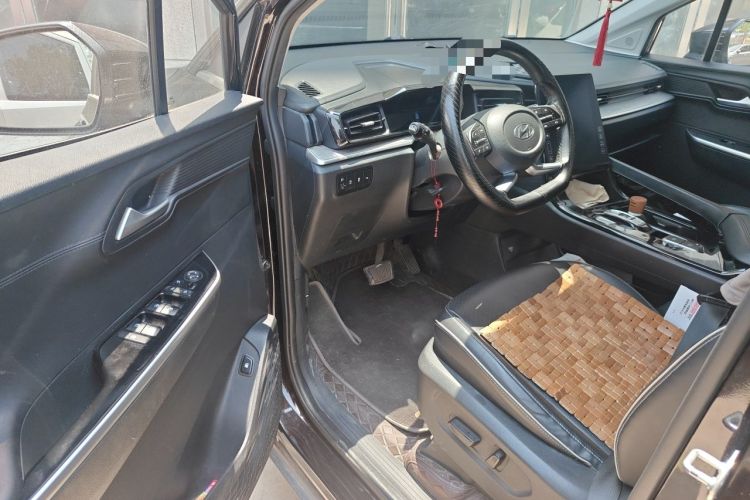 Used Hyundai Custo 2021 270TGDi Prestige LUX Driver Seat
