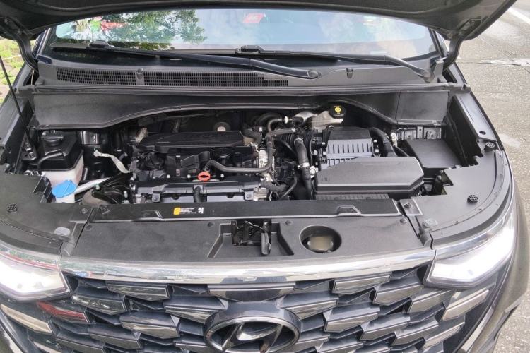 Used Hyundai Custo 2021 270TGDi Prestige LUX Engine Bay