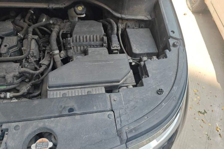 Used Hyundai Custo 2021 270TGDi Prestige LUX Engine Bay Left