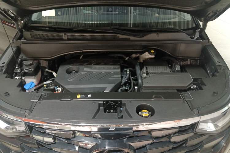 Used Hyundai Custo 2021 380TGDi Smart Love Flagship Edition TOP Premium Engine Bay