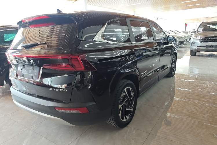 Used Hyundai Custo 2021 380TGDi Smart Love Flagship Edition TOP Premium Exterior 3