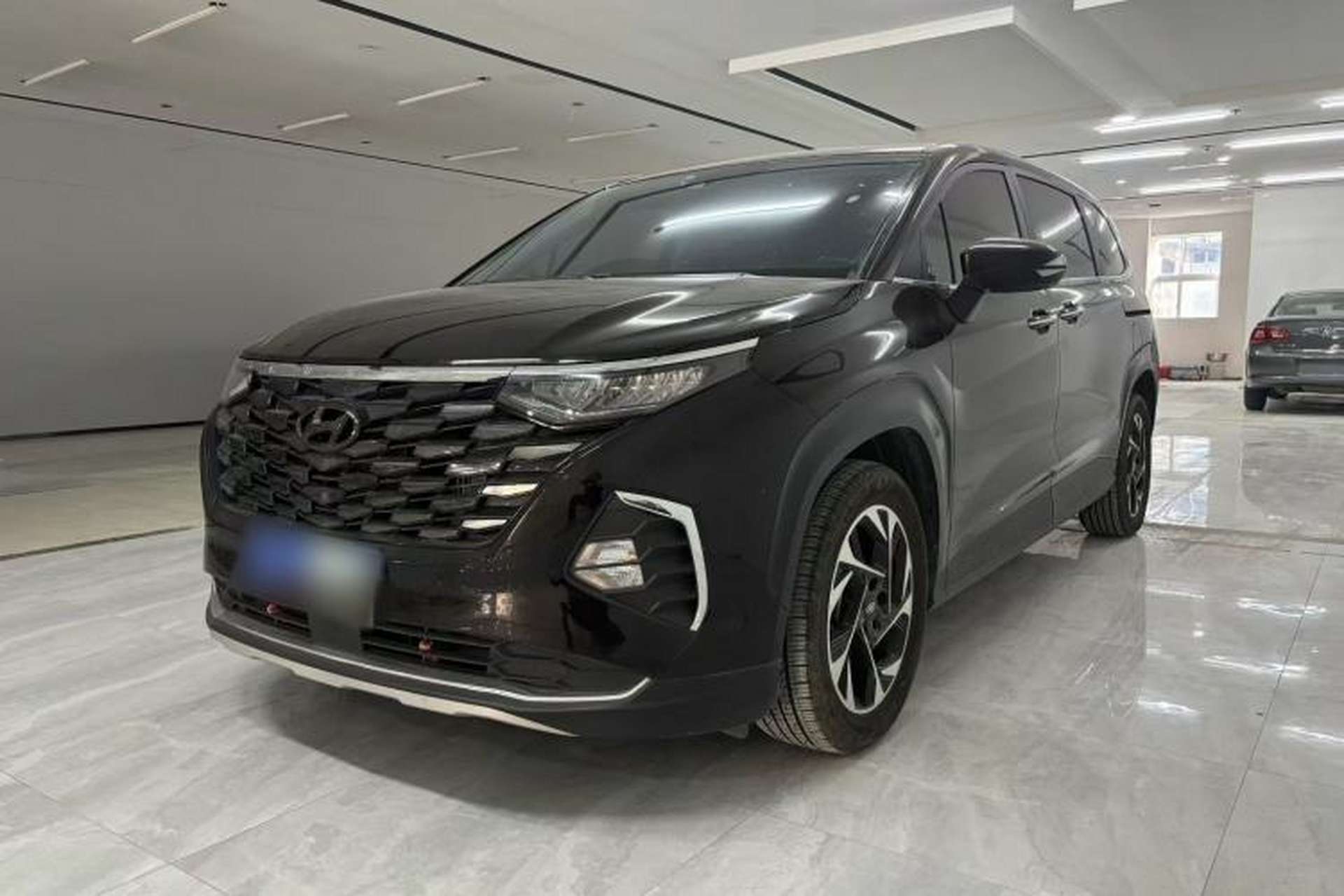 Used Hyundai Custo 2021 270TGDi Prestige LUX Front Left 45 Deg