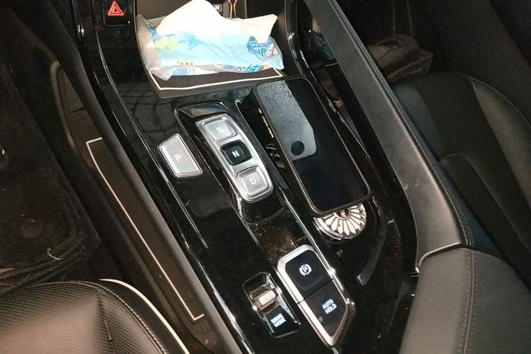 Used Hyundai Custo 2021 380TGDi Smart Love Flagship Edition TOP Premium Gear Lever
