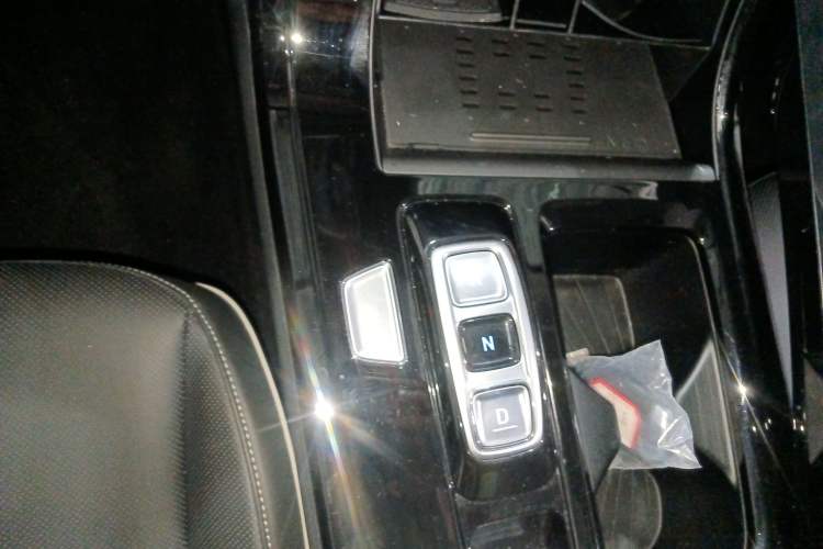 Used Hyundai Custo 2021 380TGDi Smart Love Flagship Edition TOP Premium Gear Lever