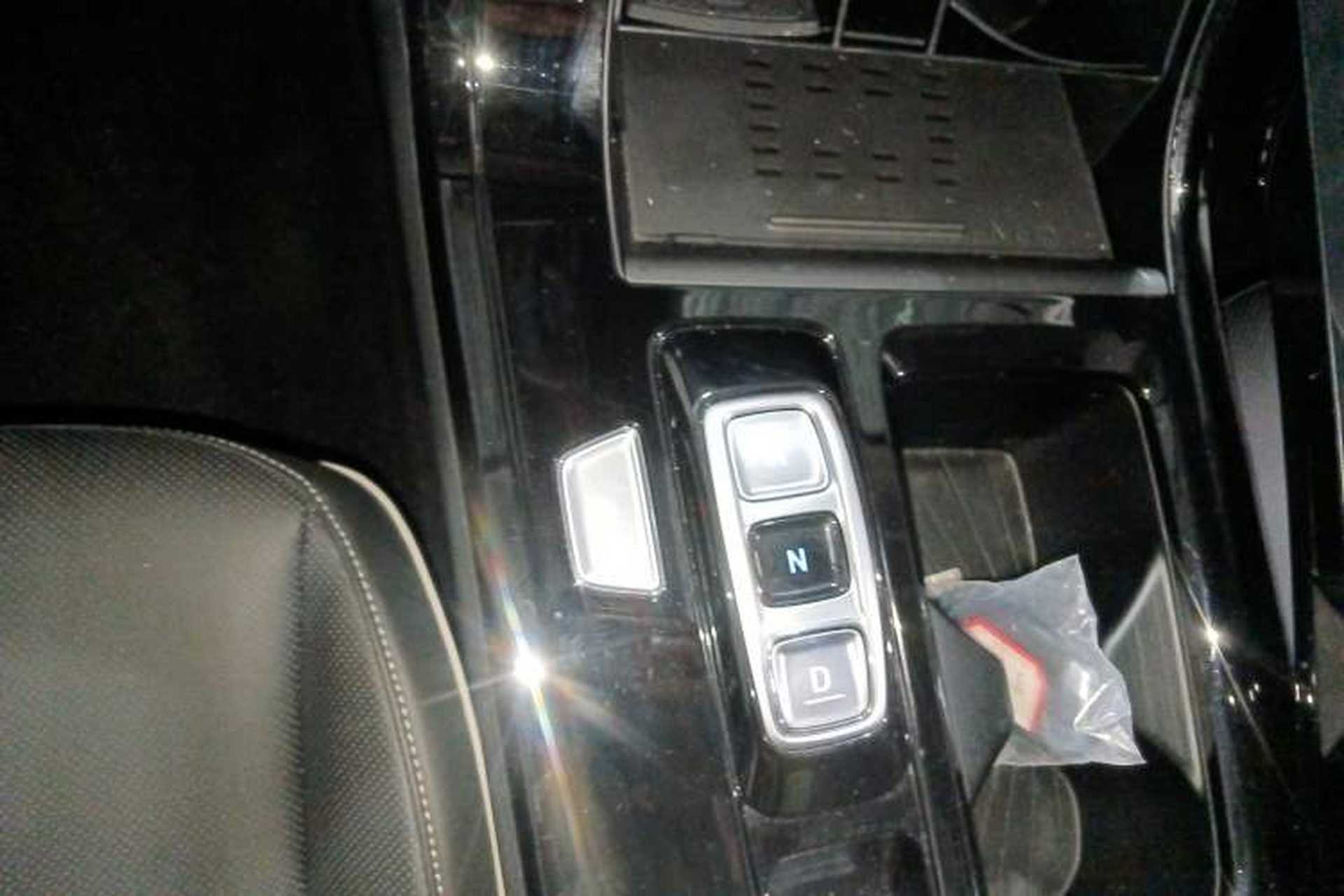 Used Hyundai Custo 2021 380TGDi Smart Love Flagship Edition TOP Premium Gear Lever