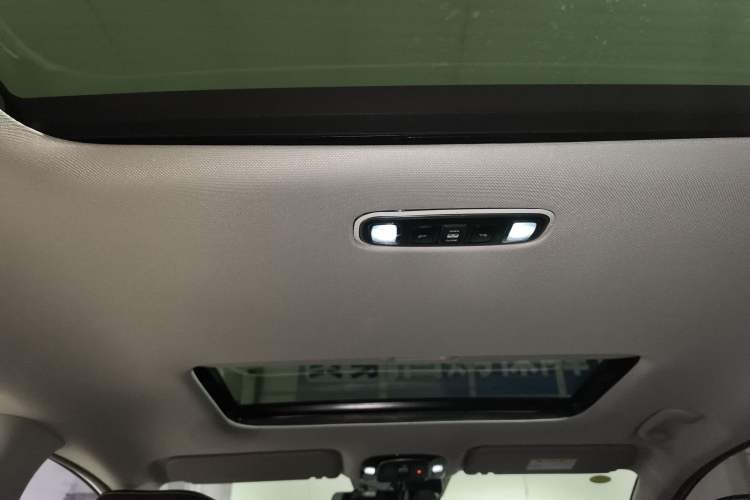 Used Hyundai Custo 2021 270TGDi Prestige LUX Headliner