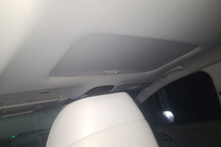 Used Hyundai Custo 2021 380TGDi Smart Love Flagship Edition TOP Premium Headliner