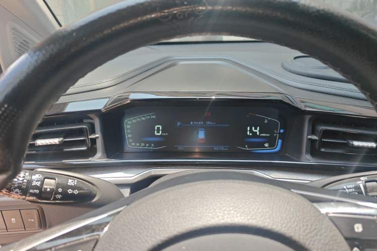 Used Hyundai Custo 2021 270TGDi Prestige LUX Instrument Cluster