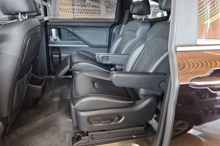 Used Hyundai Custo 2021 380TGDi Smart Love Flagship Edition TOP Premium Interior 1