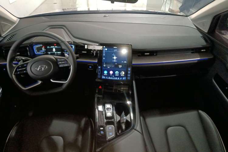 Used Hyundai Custo 2021 380TGDi Smart Love Flagship Edition TOP Premium Interior 2