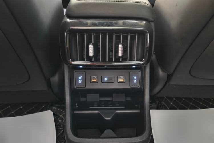 Used Hyundai Custo 2021 380TGDi Smart Luxury Premium LUX Interior 3