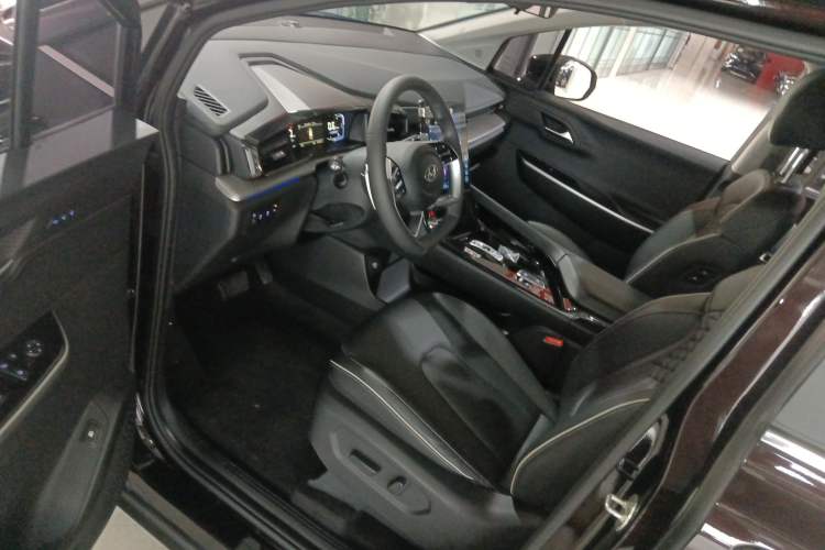 Used Hyundai Custo 2021 380TGDi Smart Love Flagship Edition TOP Premium Interior 3