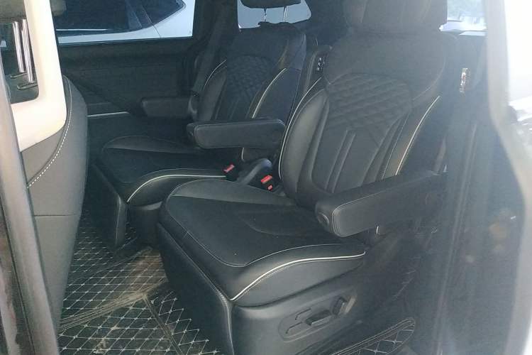 Used Hyundai Custo 2021 380TGDi Smart Love Flagship Edition TOP Premium Interior 4