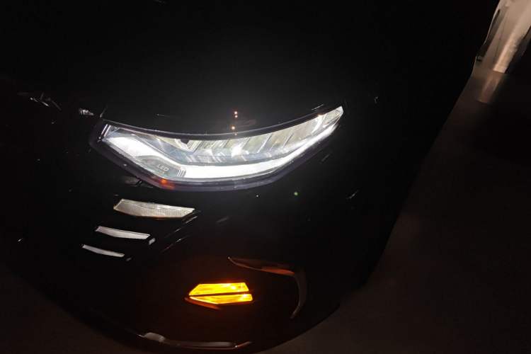 Used Hyundai Custo 2021 380TGDi Smart Love Flagship Edition TOP Premium Left Front Headlight