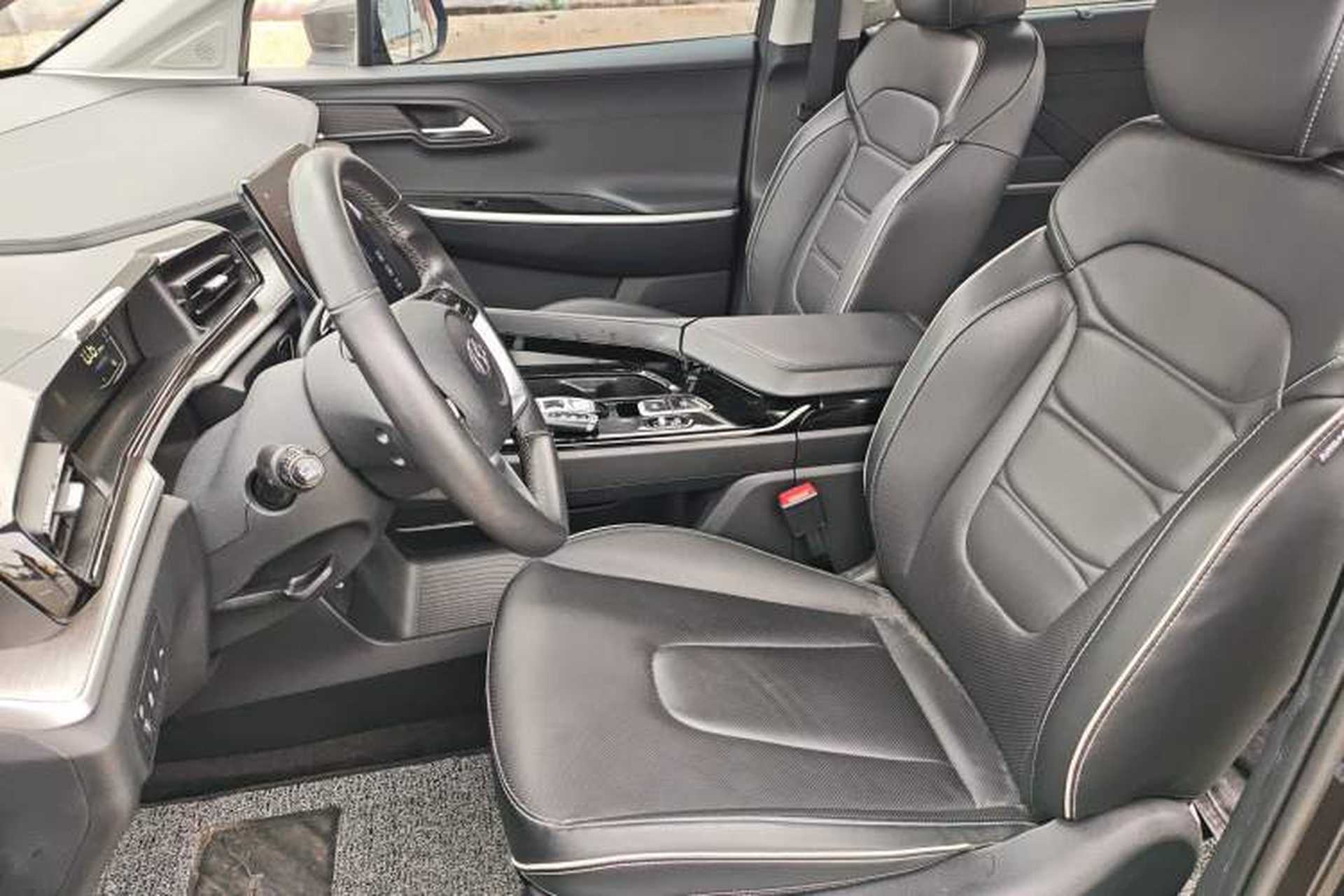 Used Hyundai Custo 2021 270TGDi Prestige LUX Left Front Seat