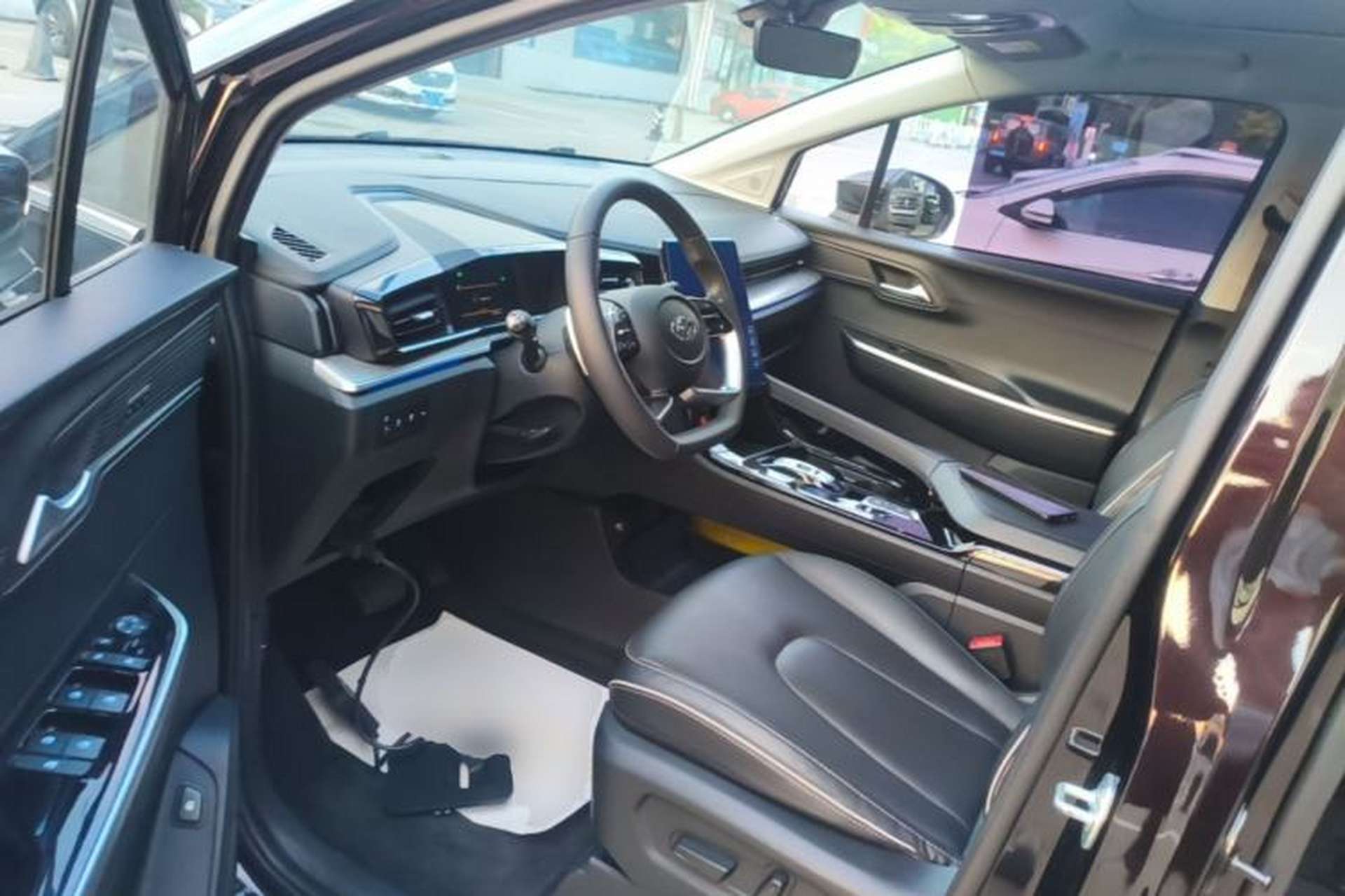 Used Hyundai Custo 2021 380TGDi Smart Love Flagship Edition TOP Premium Left Front Seat