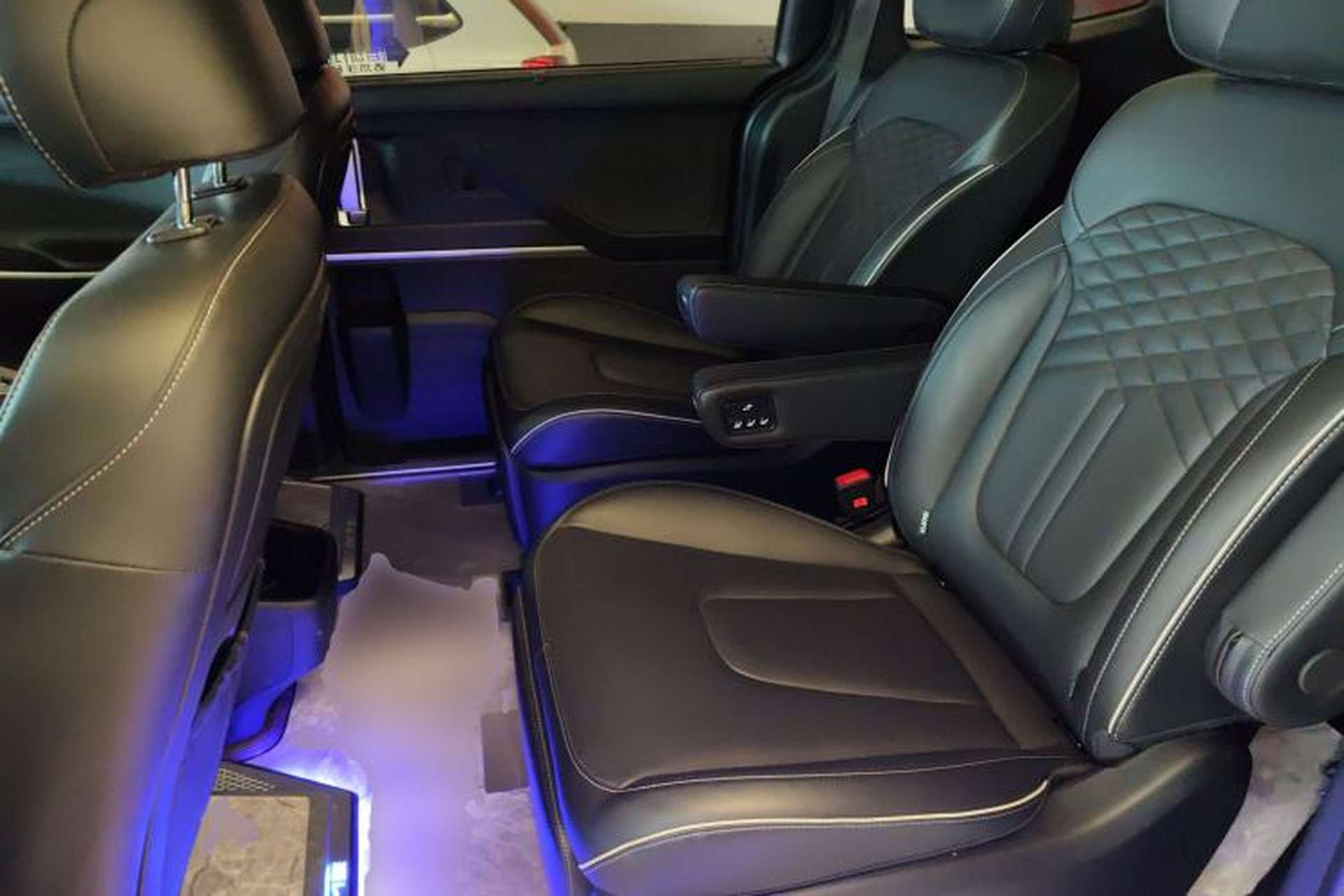 Used Hyundai Custo 2021 380TGDi Smart Love Flagship Edition TOP Premium Left Rear Seat