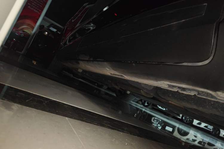 Used Hyundai Custo 2021 380TGDi Smart Love Flagship Edition TOP Premium Left Side Sill