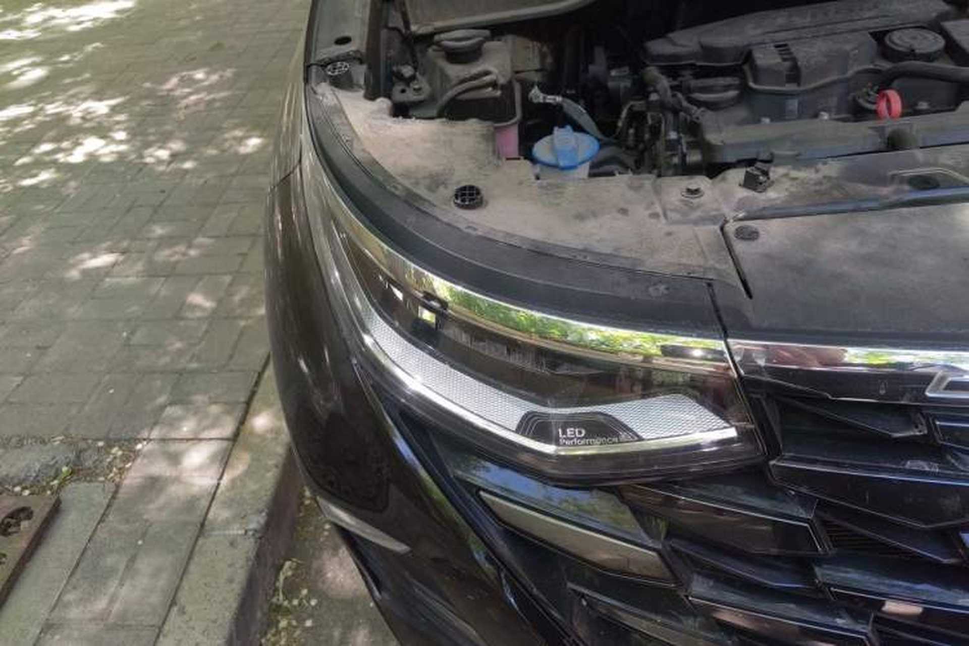Used Hyundai Custo 2021 270TGDi Prestige LUX Right Front Headlight