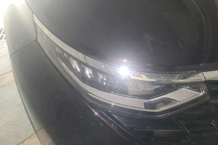 Used Hyundai Custo 2021 380TGDi Smart Love Flagship Edition TOP Premium Right Front Headlight