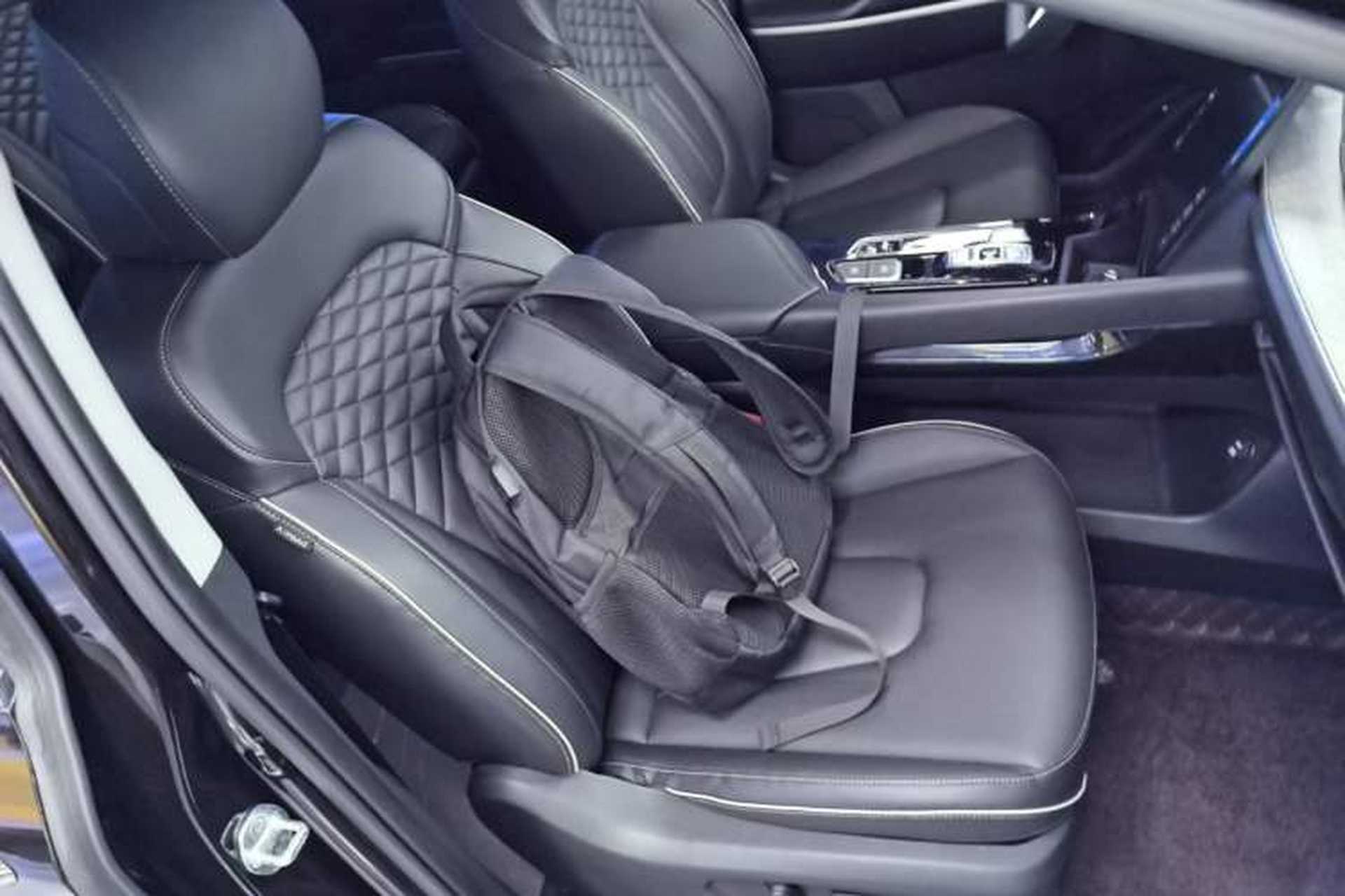Used Hyundai Custo 2021 380TGDi Smart Love Flagship Edition TOP Premium Right Front Seat