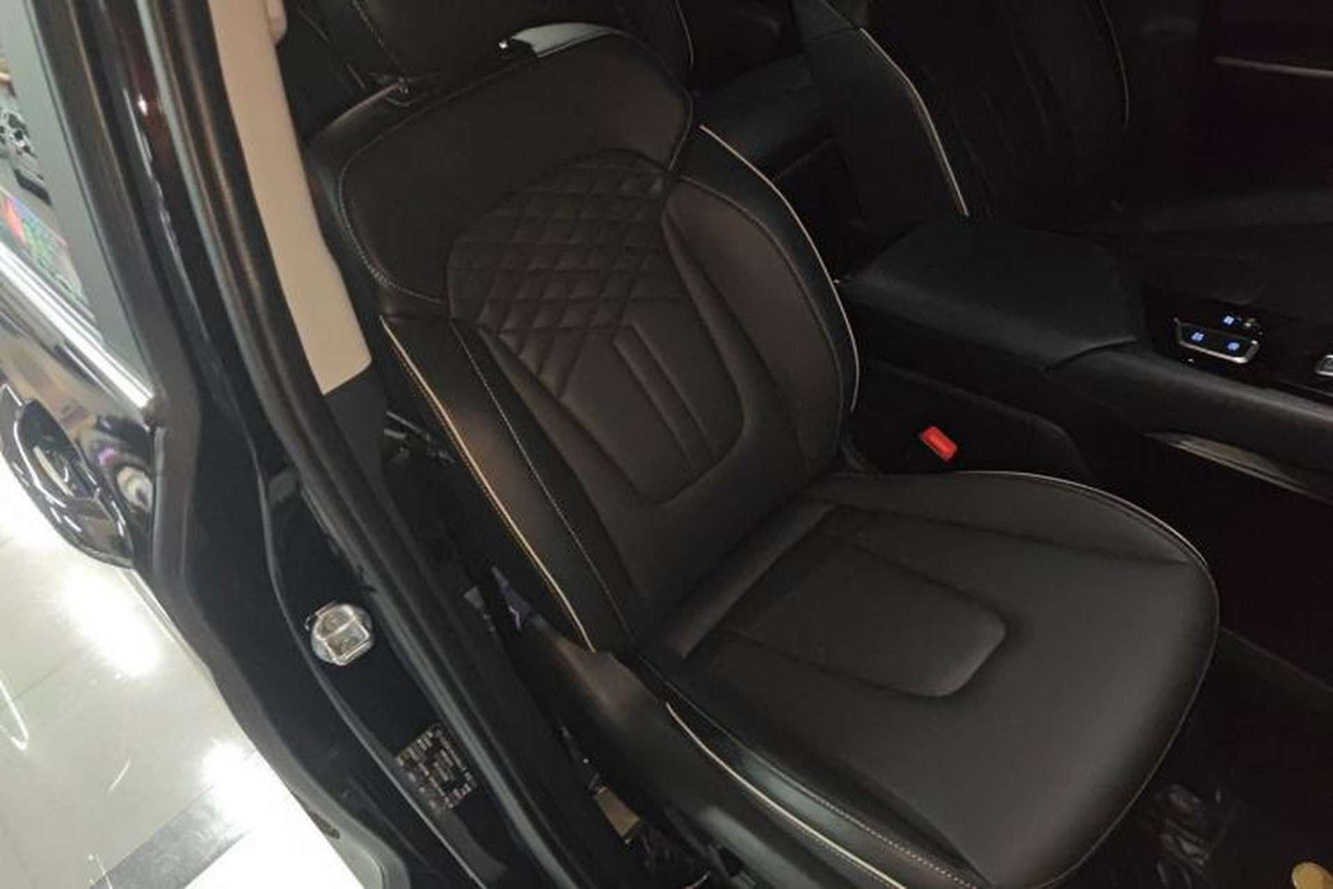 Used Hyundai Custo 2021 380TGDi Smart Love Flagship Edition TOP Premium Right Front Seat