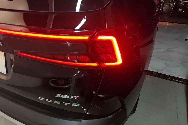 Used Hyundai Custo 2021 380TGDi Smart Love Flagship Edition TOP Premium Right Rear Taillight