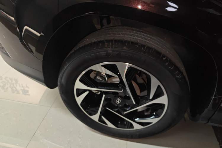 Used Hyundai Custo 2021 380TGDi Smart Love Flagship Edition TOP Premium Right Rear Wheel Hub