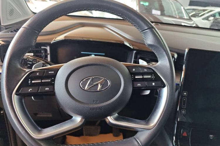 Used Hyundai Custo 2021 380TGDi Smart Love Flagship Edition TOP Premium Steering Wheel