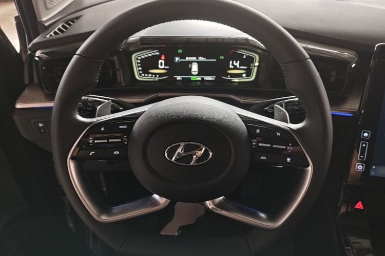 Used Hyundai Custo 2021 380TGDi Smart Love Flagship Edition TOP Premium Steering Wheel