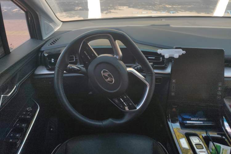 Used Hyundai Custo 2021 270TGDi Prestige LUX Steering Wheel