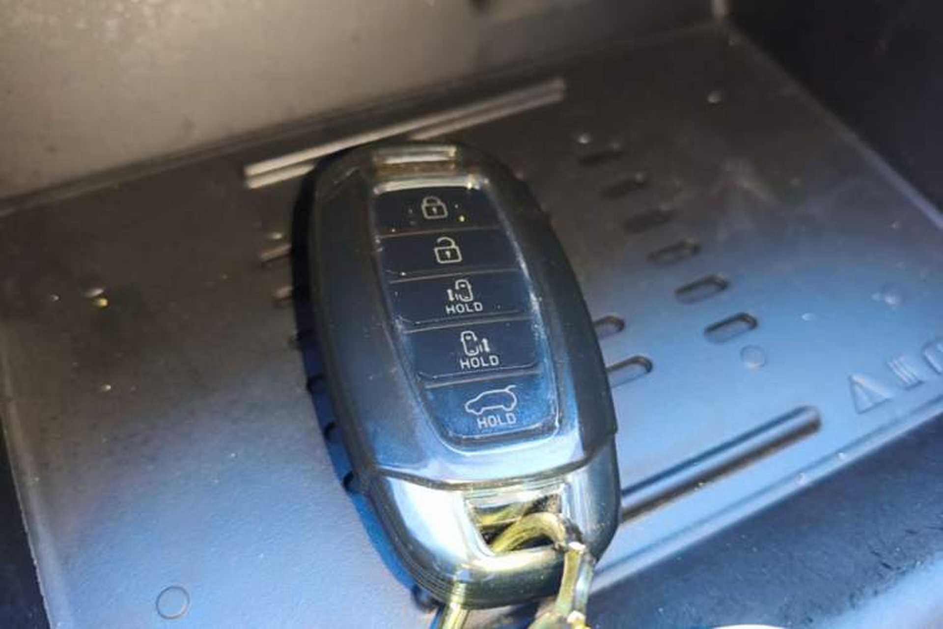 Used Hyundai Custo 2021 380TGDi Smart Luxury Premium LUX Vehicle Key
