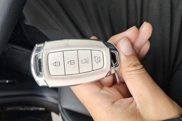 Used Hyundai Custo 2021 270TGDi Prestige LUX Vehicle Key
