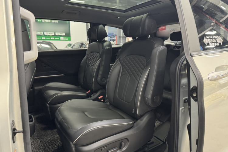 Used Hyundai Custo 2021 380TGDi Smart Love Flagship Edition TOP Premium Interior 10