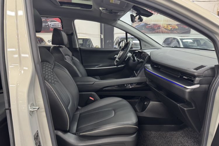 Used Hyundai Custo 2021 380TGDi Smart Love Flagship Edition TOP Premium Interior 12