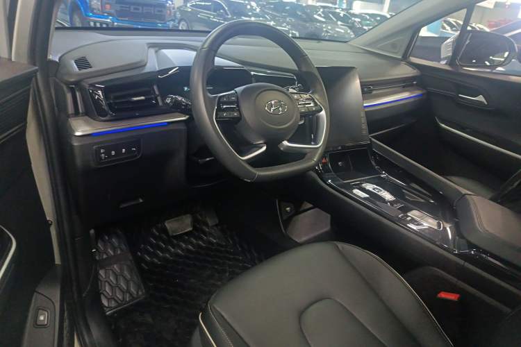 Used Hyundai Custo 2021 380TGDi Smart Love Flagship Edition TOP Premium Interior 2