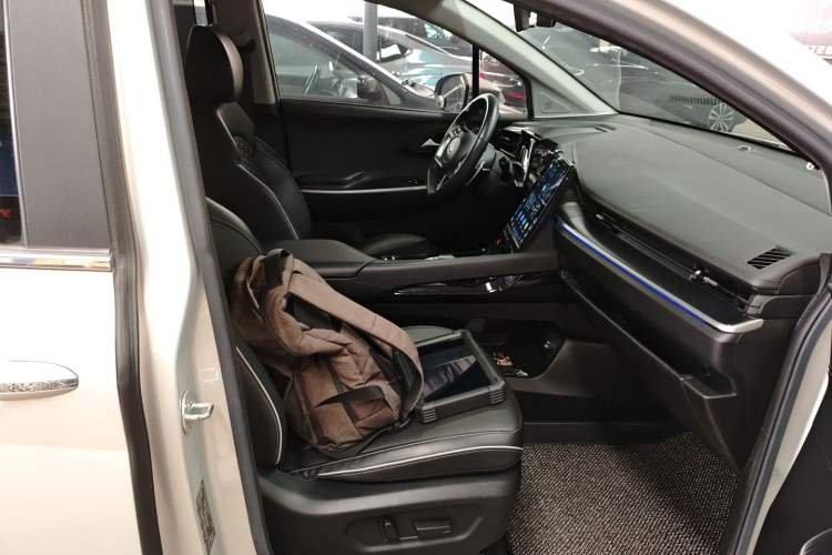 Used Hyundai Custo 2021 380TGDi Smart Love Flagship Edition TOP Premium Right Front Seat