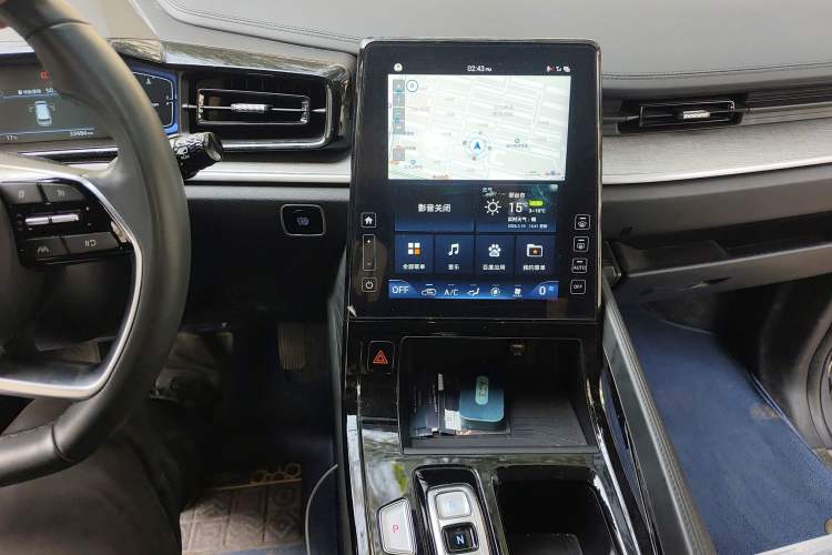 Used Hyundai Custo 2021 270TGDi Prestige LUX Audio And AC Panel