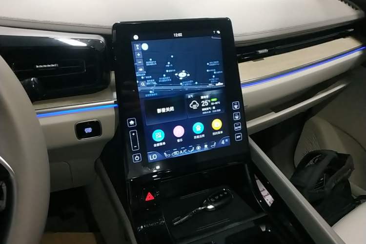 Used Hyundai Custo 2021 380TGDi Smart Luxury Premium LUX Audio And AC Panel