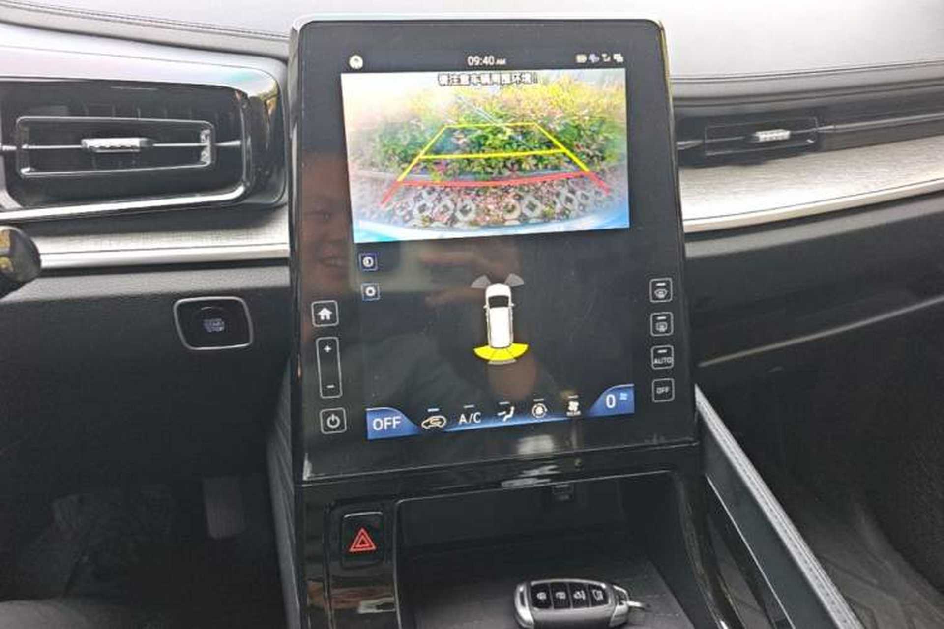 Used Hyundai Custo 2021 270TGDi Prestige LUX Audio And AC Panel