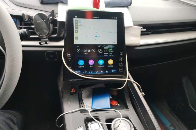 Used Hyundai Custo 2021 270TGDi Prestige LUX Audio And AC Panel