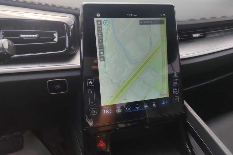 Used Hyundai Custo 2021 270TGDi Prestige LUX Audio And AC Panel