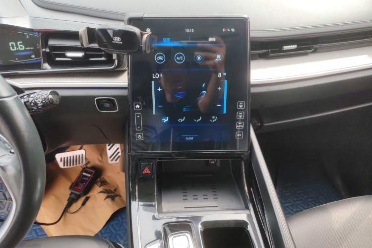 Used Hyundai Custo 2021 380TGDi Smart Luxury Premium LUX Audio And AC Panel