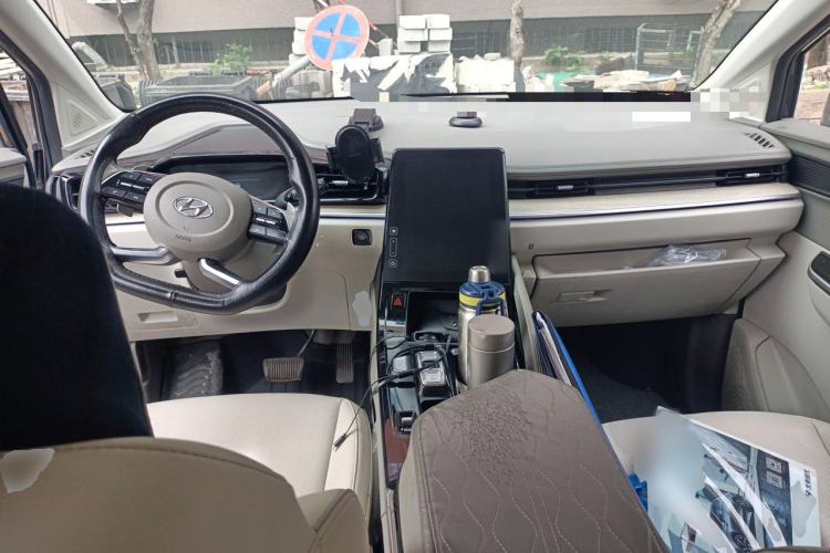 Used Hyundai Custo 2021 380TGDi Smart Luxury Premium LUX Center Console