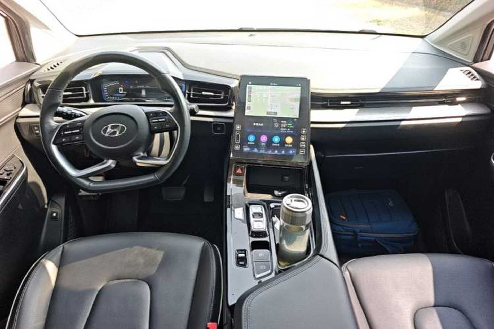Used Hyundai Custo 2021 270TGDi Prestige LUX Center Console
