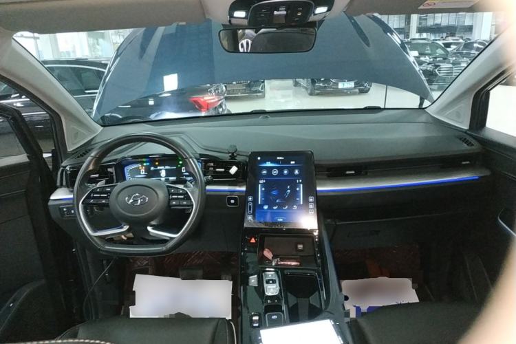 Used Hyundai Custo 2021 380TGDi Smart Luxury Premium LUX Center Console