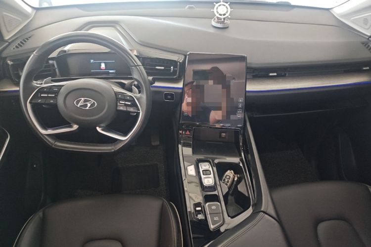 Used Hyundai Custo 2021 380TGDi Smart Luxury Premium LUX Center Console