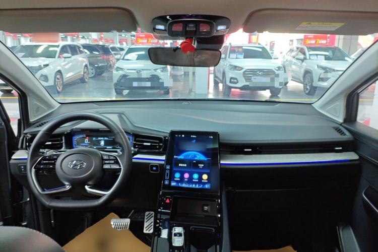 Used Hyundai Custo 2021 380TGDi Smart Luxury Premium LUX Center Console