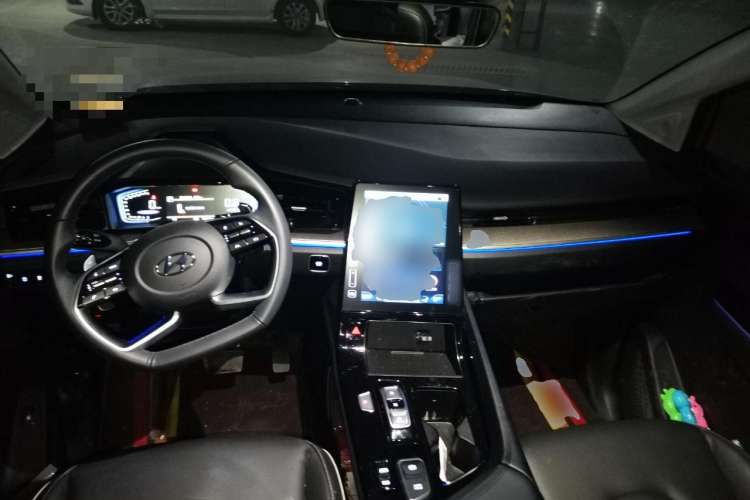 Used Hyundai Custo 2021 380TGDi Smart Luxury Premium LUX Center Console